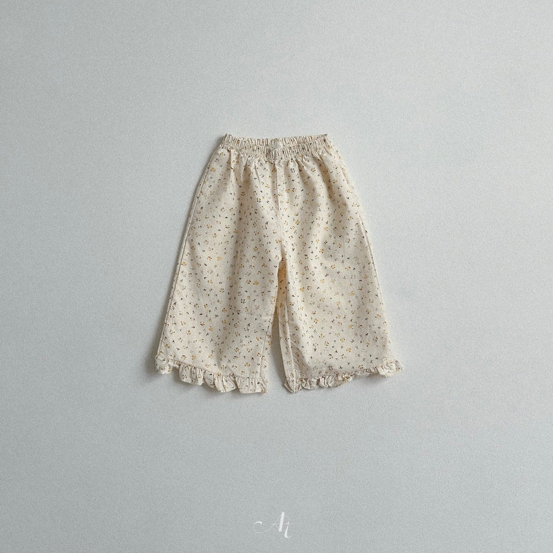 RUFFLE FLOWER PANTS
